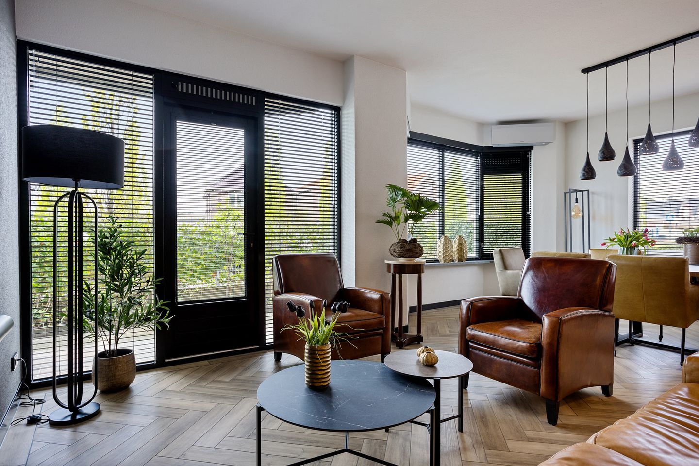 Foto 35 van Stationsplein 7