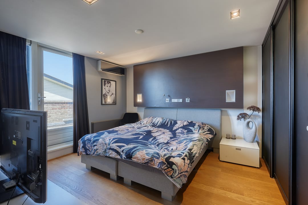 Foto 17 van Aalscholveroever 10