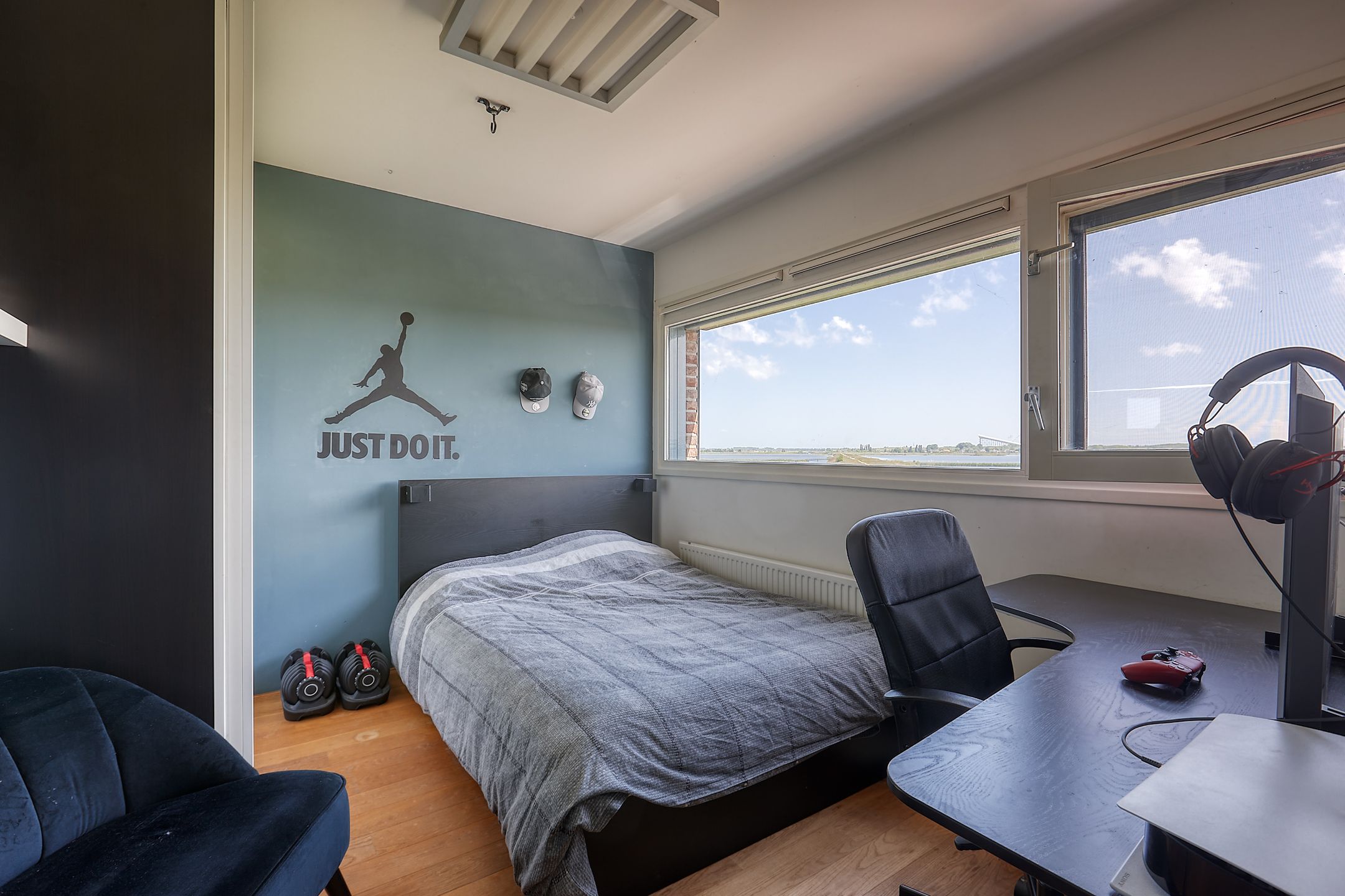 Foto 24 van Aalscholveroever 10