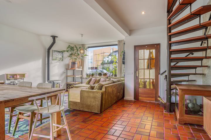 Foto 2 van Radiostraat 2