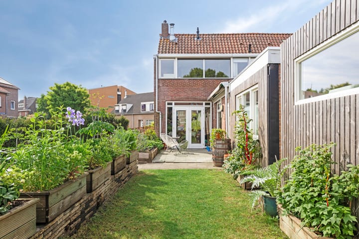 Foto 22 van Radiostraat 2