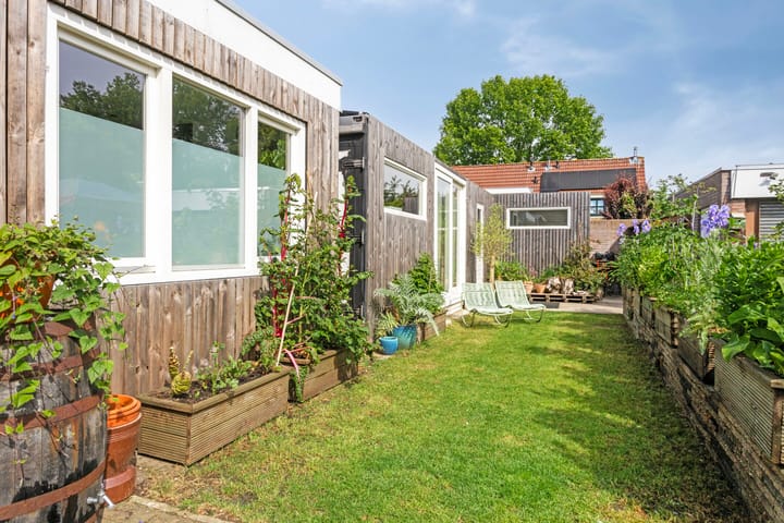 Foto 25 van Radiostraat 2