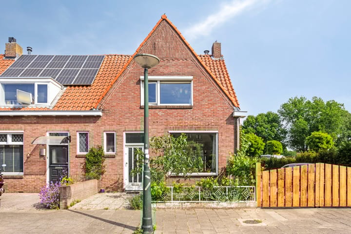 Foto 35 van Radiostraat 2