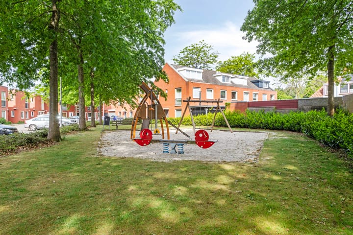 Foto 37 van Radiostraat 2