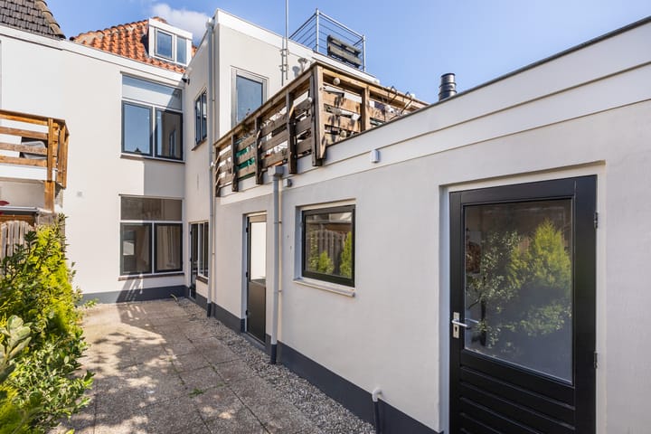 Foto 2 van Pasteurstraat 36