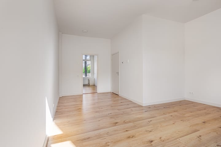 Foto 5 van Pasteurstraat 36