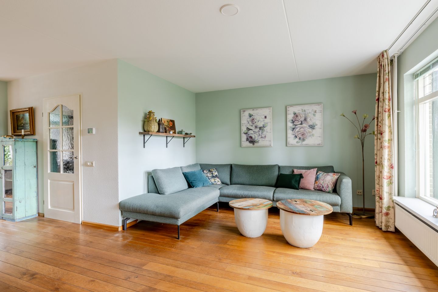 Photo 4 of Burg. Den Oudenstraat 2