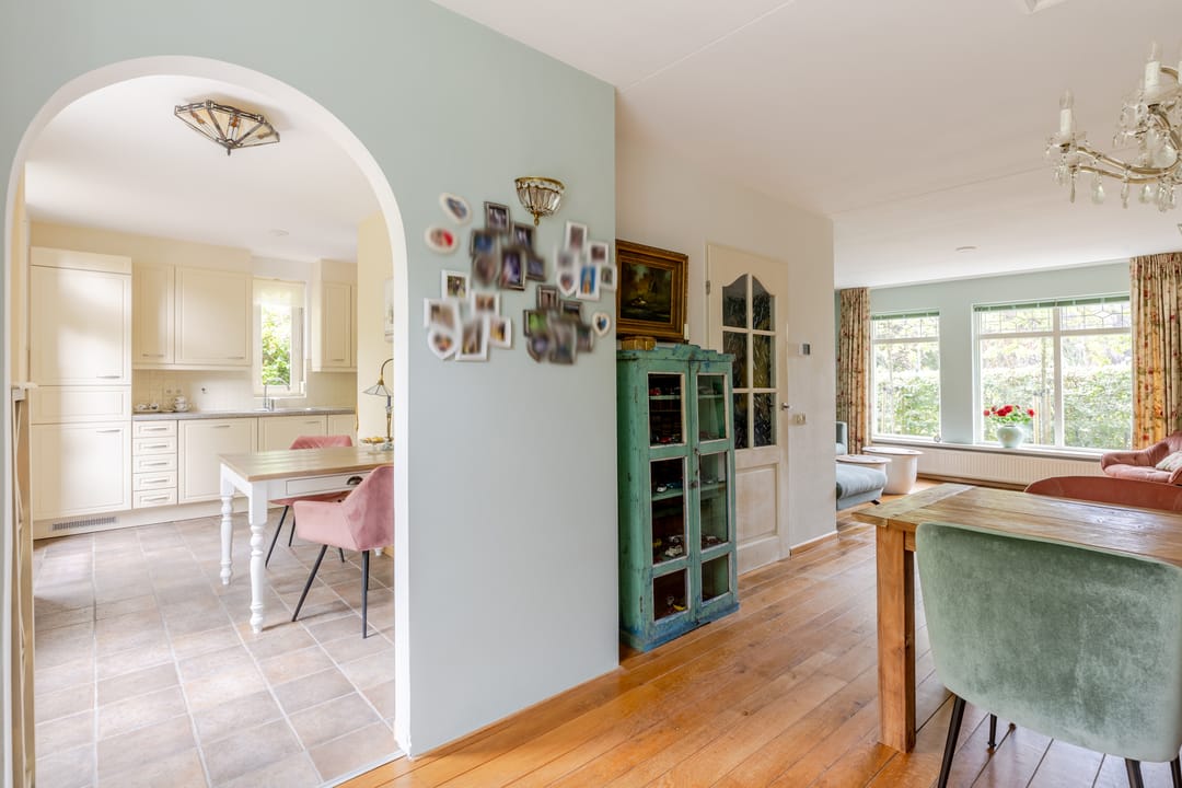 Photo 8 of Burg. Den Oudenstraat 2