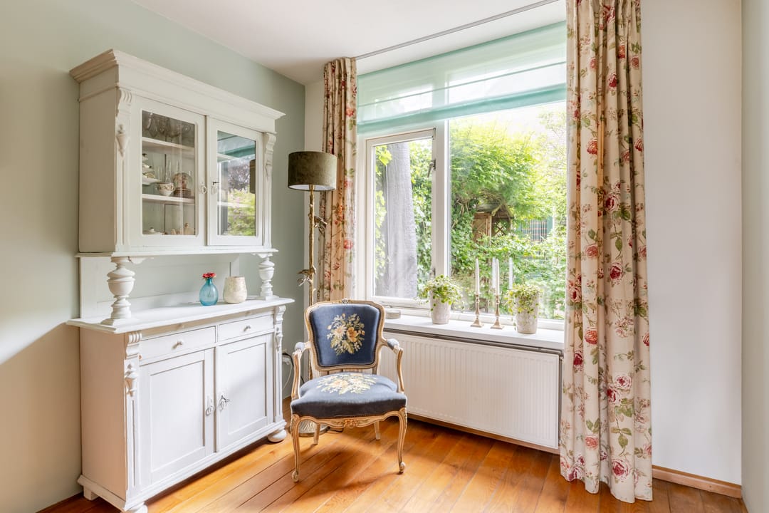 Photo 13 of Burg. Den Oudenstraat 2