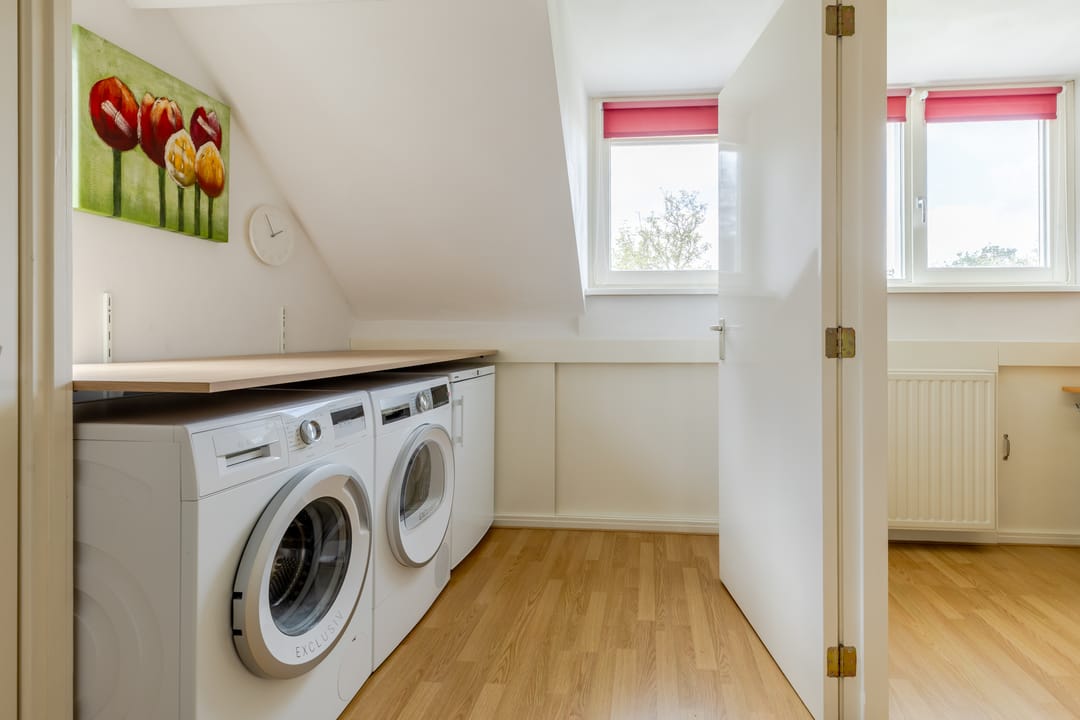 Photo 28 of Burg. Den Oudenstraat 2