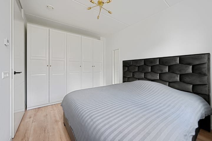 Foto 17 van Anna Ruyschstraat 15