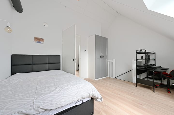 Foto 30 van Anna Ruyschstraat 15