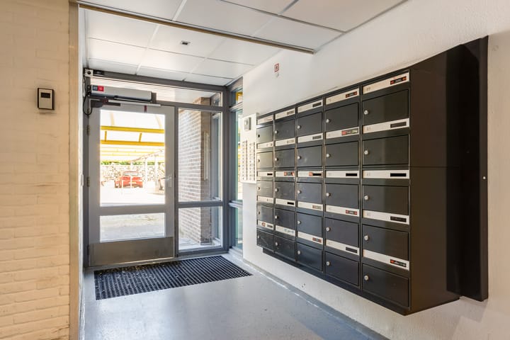 Photo 14 of Herenwaard 67