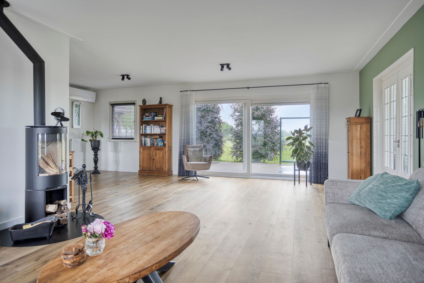 Foto 14 van Hoogstraat 1