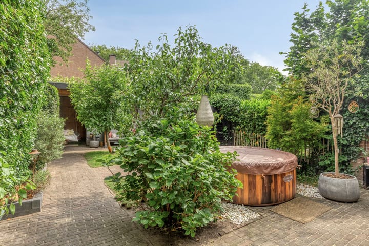 Foto 34 van W. de Vries Robbéweg 28