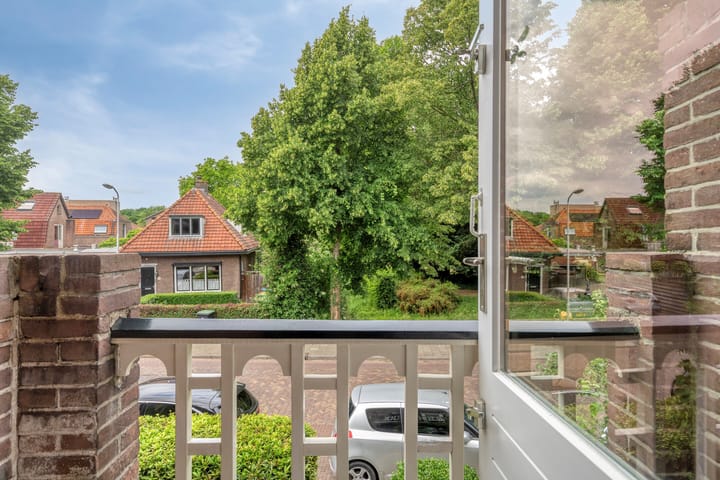 Foto 37 van W. de Vries Robbéweg 28