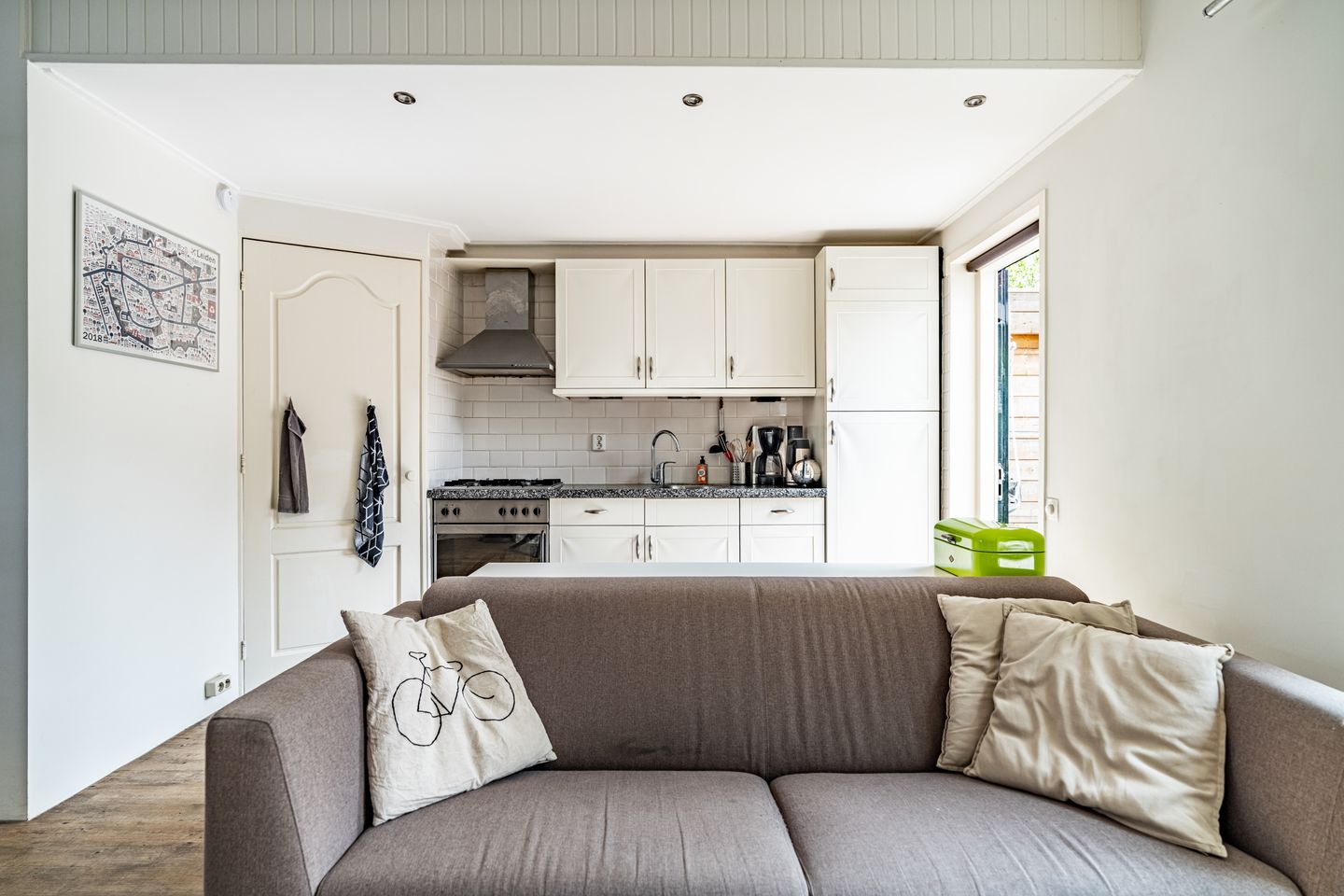 Foto 10 van Staalwijkstraat 17