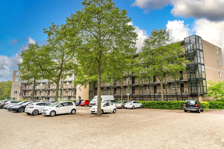 Photo 32 of Louis Armstronglaan 103