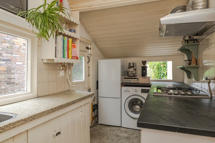 Photo 12 of Veldstraat 9