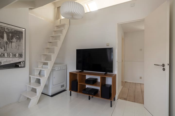 Photo 34 of Veldstraat 9