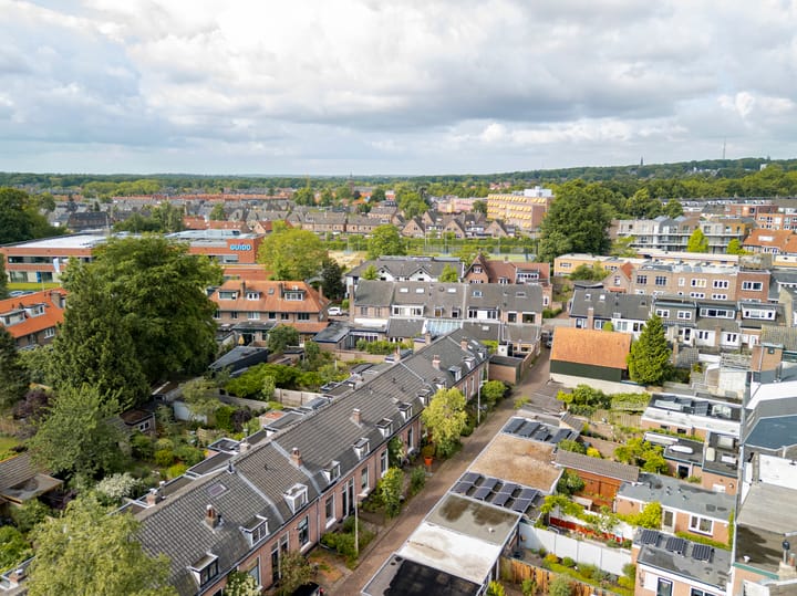 Photo 37 of Veldstraat 9