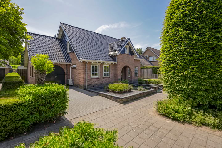 Hooftlanden 21