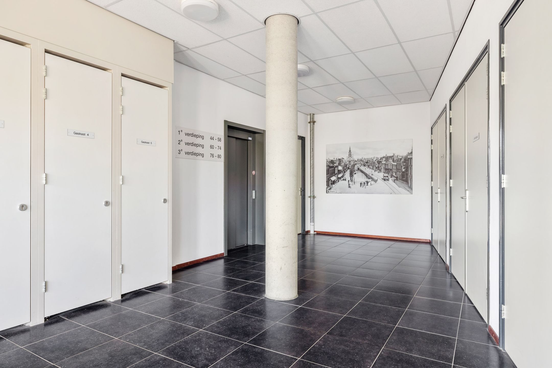 Foto 6 van Peter van Thaborplein 44