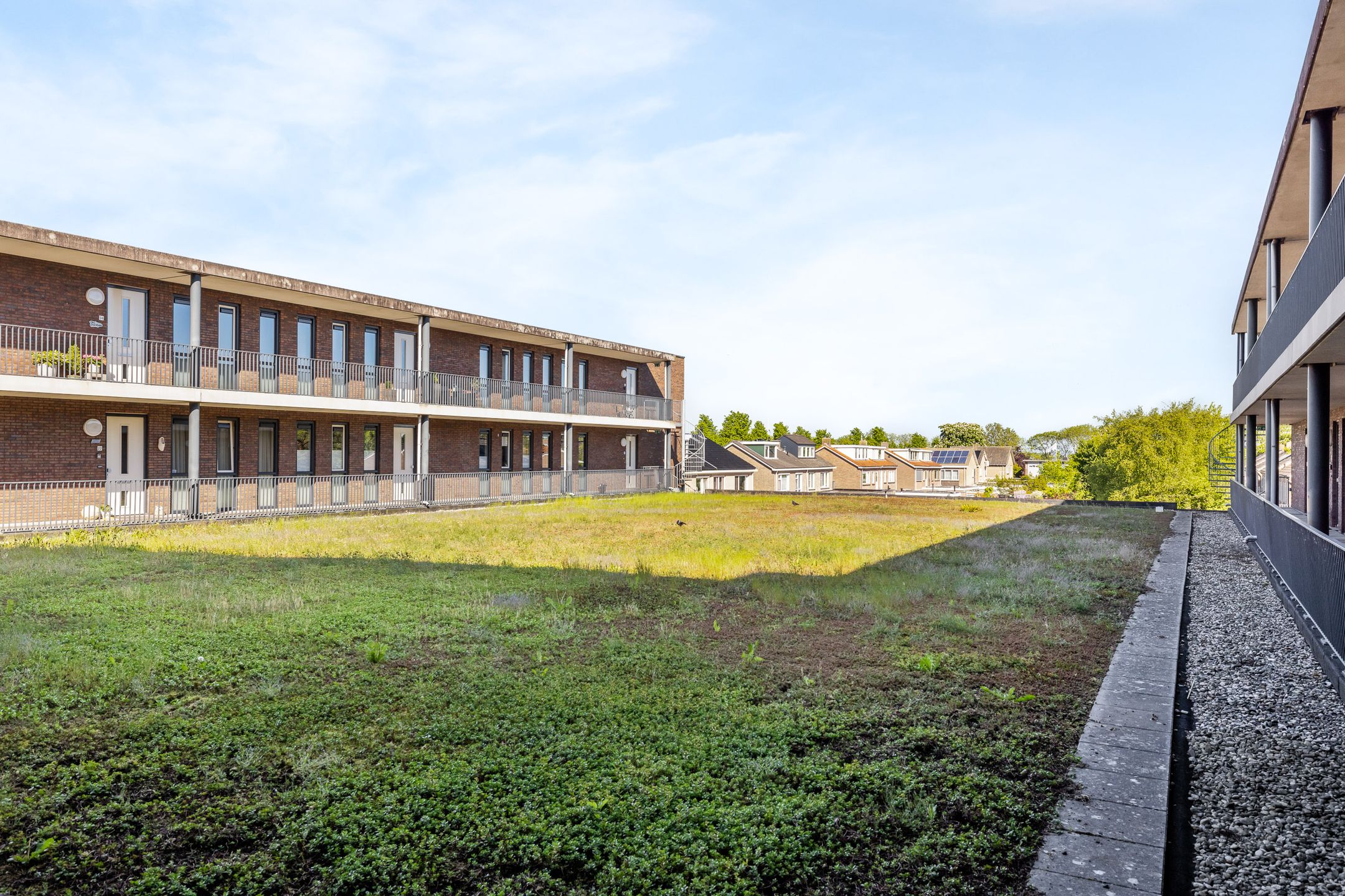 Foto 9 van Peter van Thaborplein 44