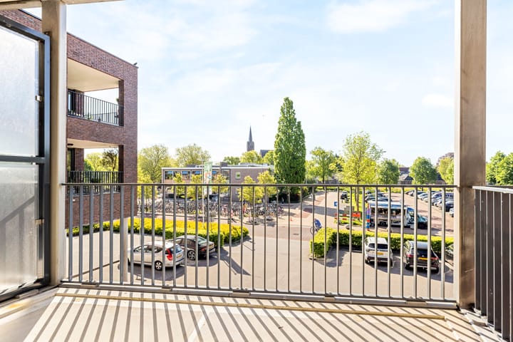 Foto 19 van Peter van Thaborplein 44