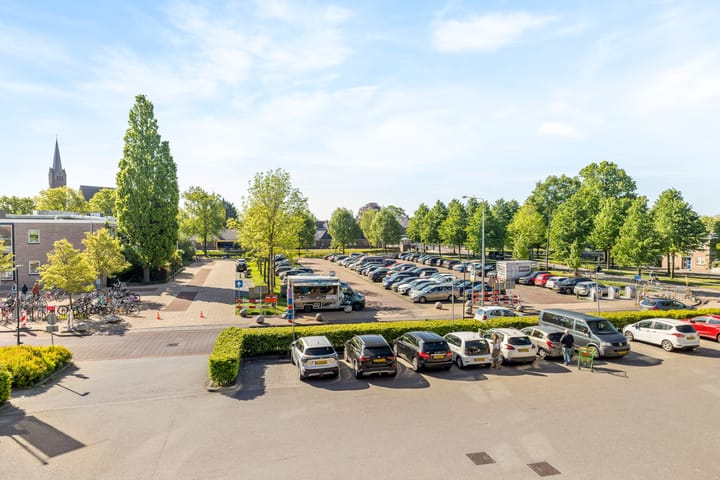 Foto 21 van Peter van Thaborplein 44