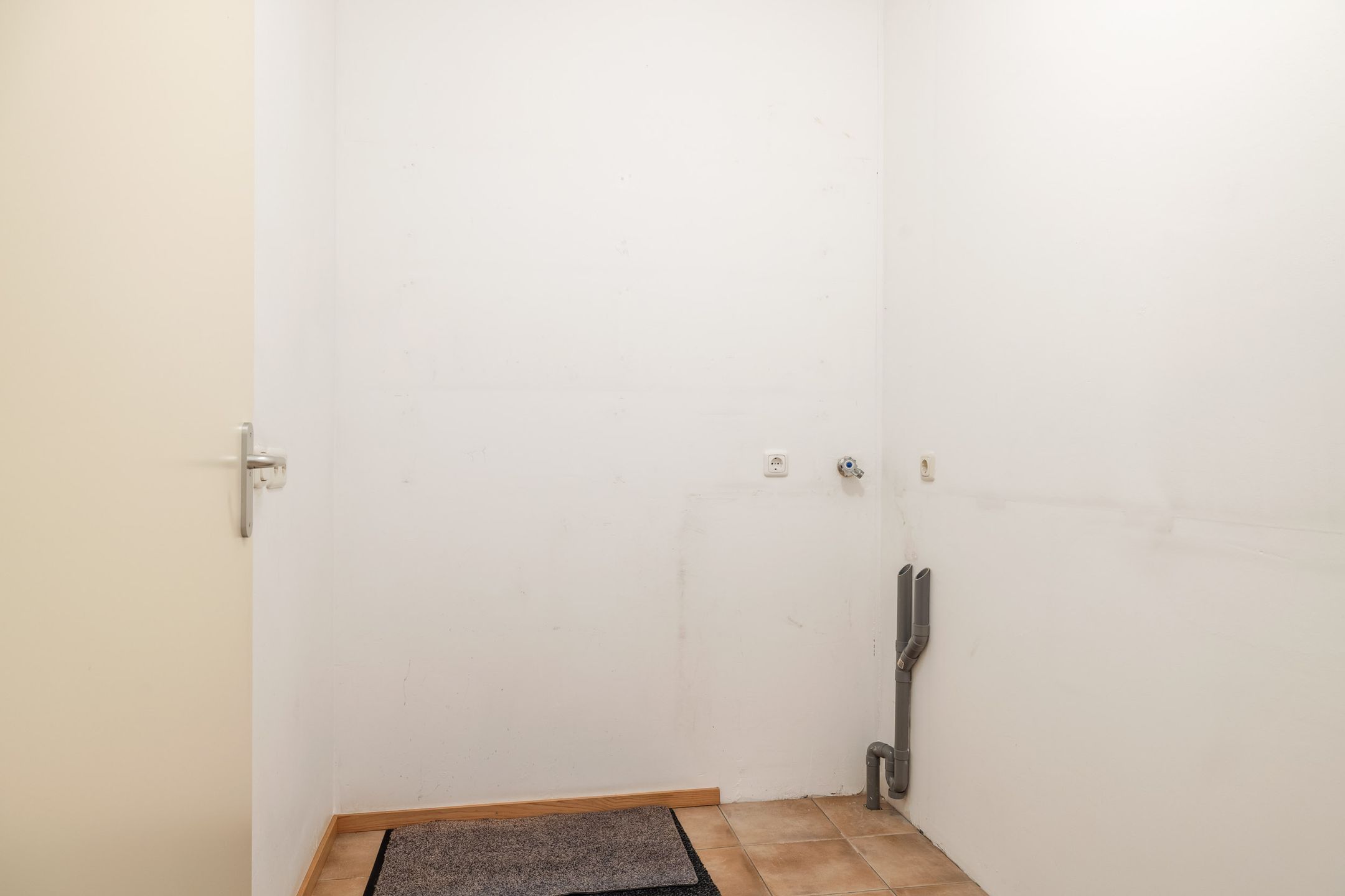 Foto 24 van Peter van Thaborplein 44