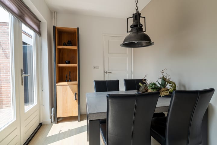 Foto 17 van Monseigneur Zwijsenstraat 20