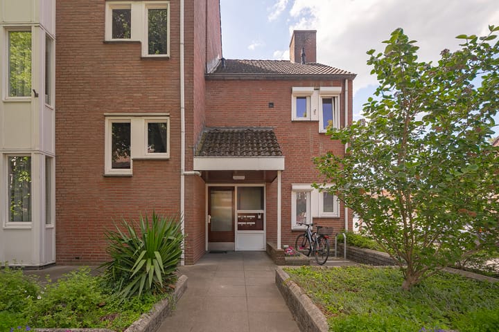 Foto 13 van Koning Clovisstraat 54