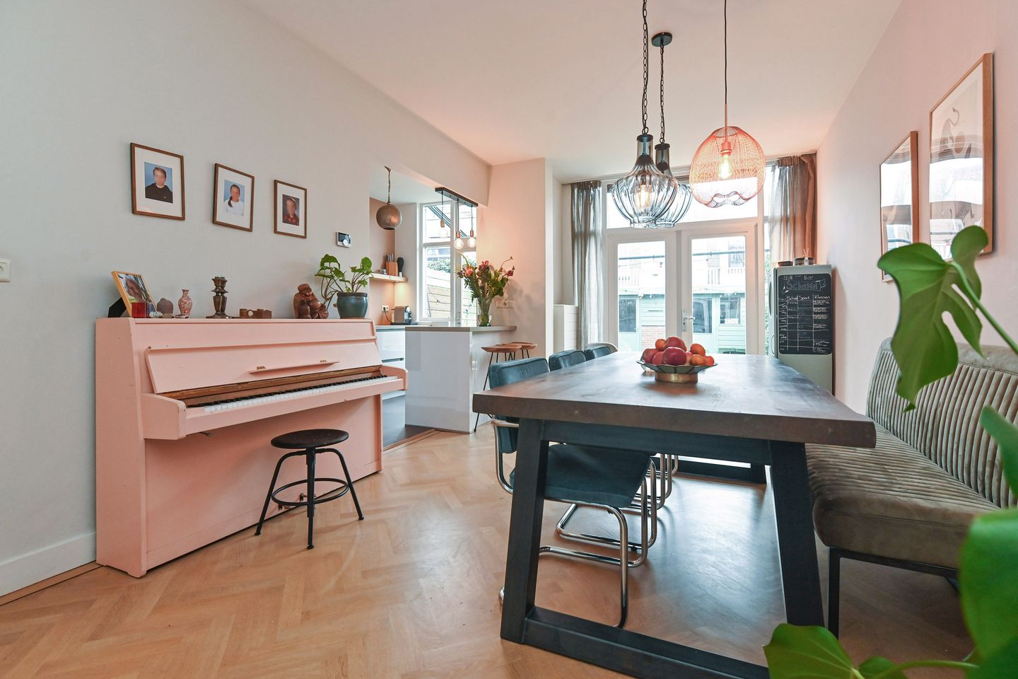 Photo 10 of Laan van Eik en Duinen 184