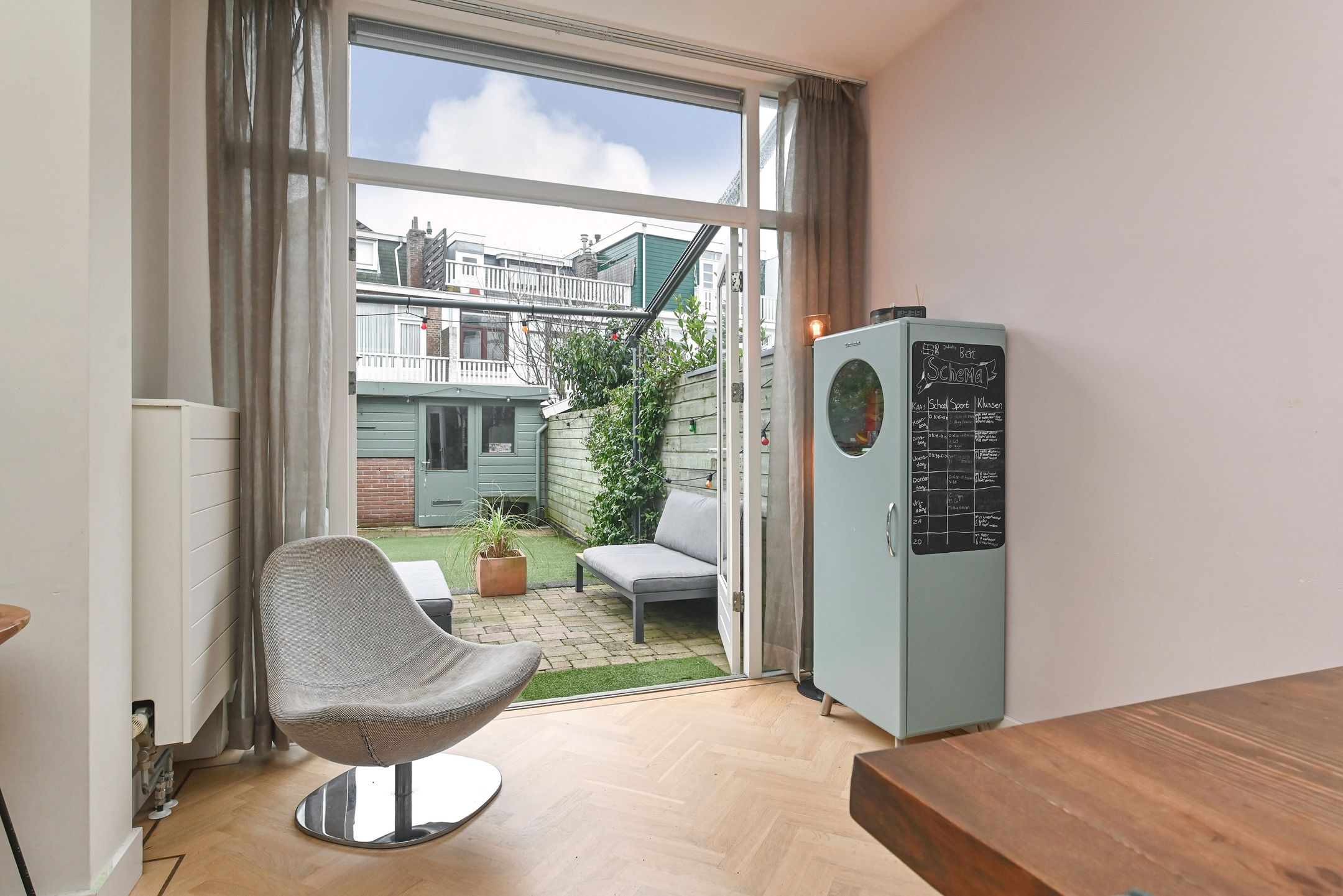 Photo 12 of Laan van Eik en Duinen 184