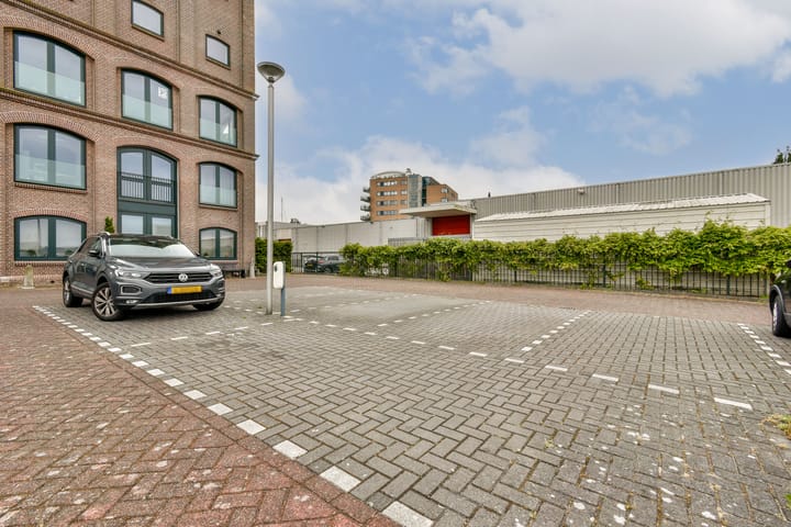 Foto 24 van Veerdijk 43-P