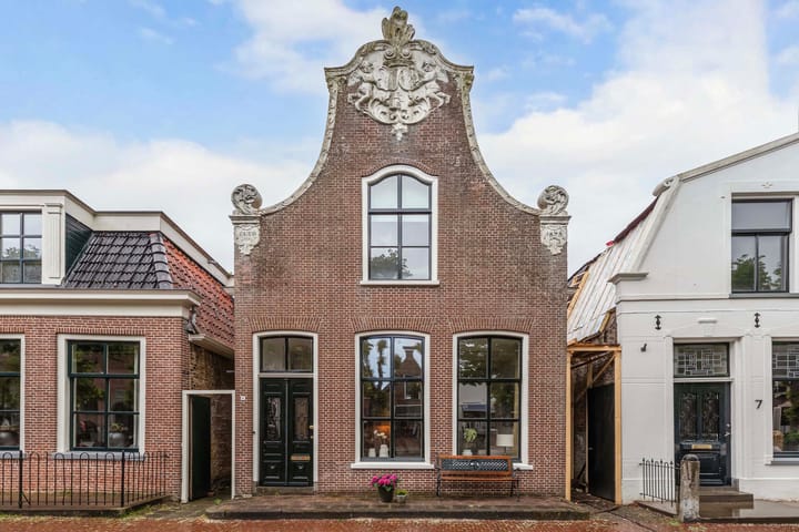 Raadhuisstraat 6