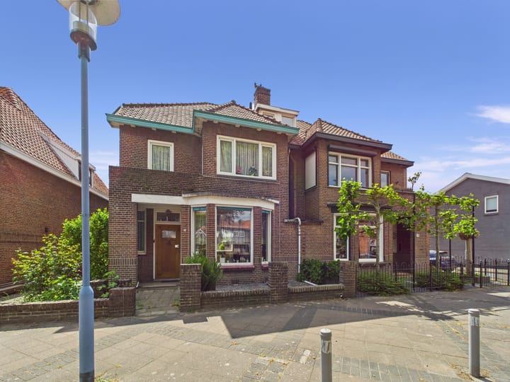 Foto 2 van Axelsestraat 47