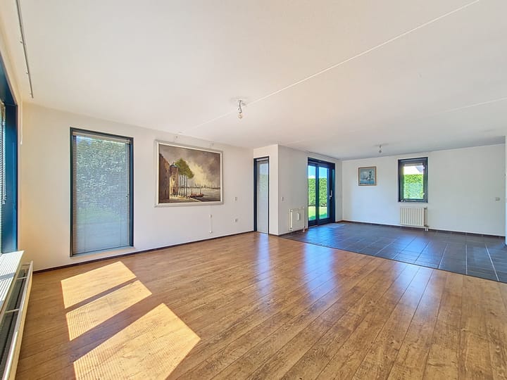 Photo 8 of Parmastraat 6