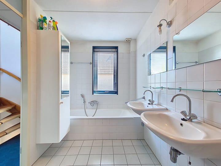 Photo 24 of Parmastraat 6