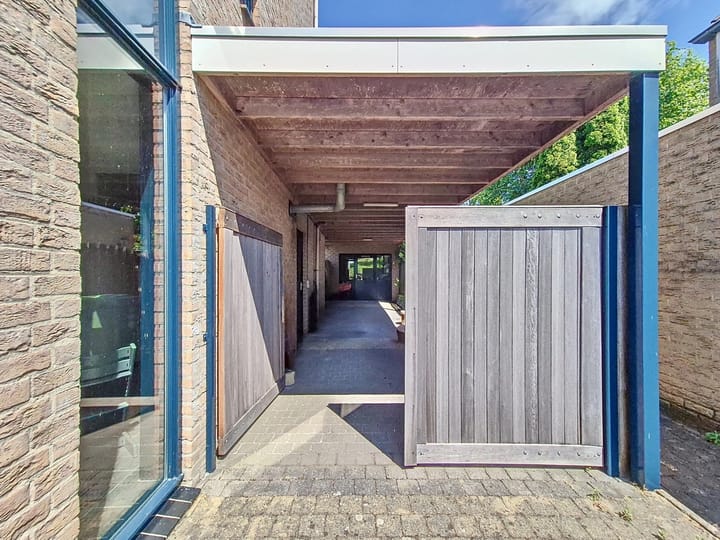 Photo 33 of Parmastraat 6