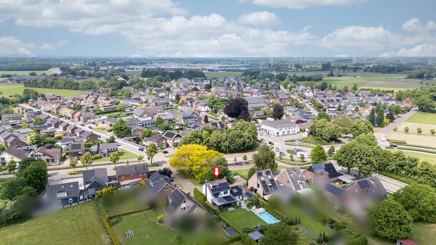 Foto 5 van Dorpskant 4