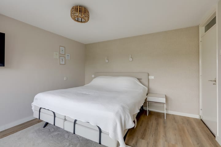 Foto 46 van Dorpskant 4