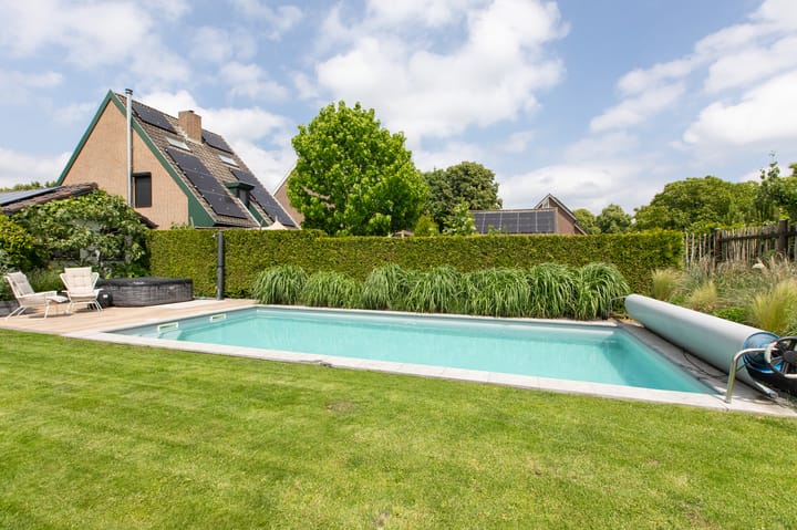 Foto 81 van Dorpskant 4