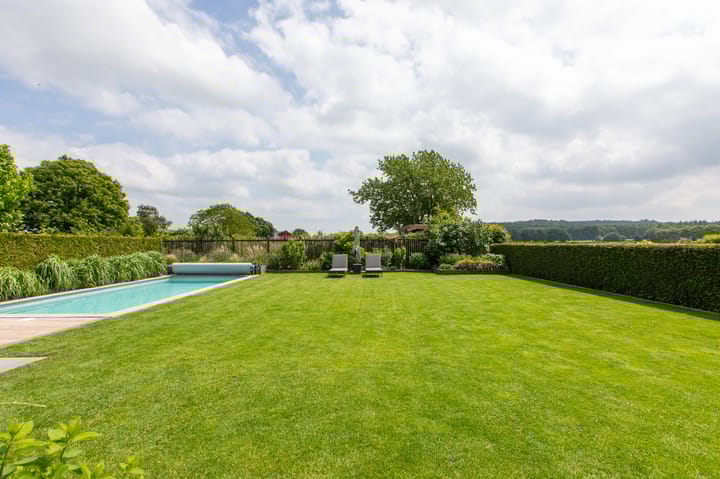 Foto 84 van Dorpskant 4