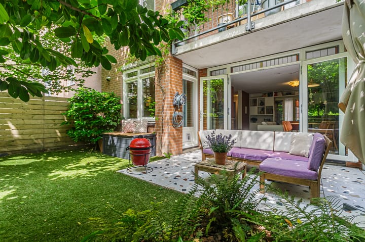 Photo 11 of Niasstraat 30-A