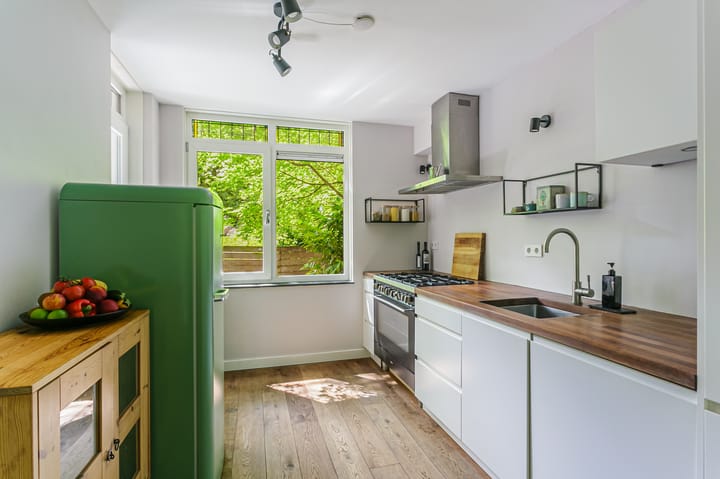 Photo 16 of Niasstraat 30-A