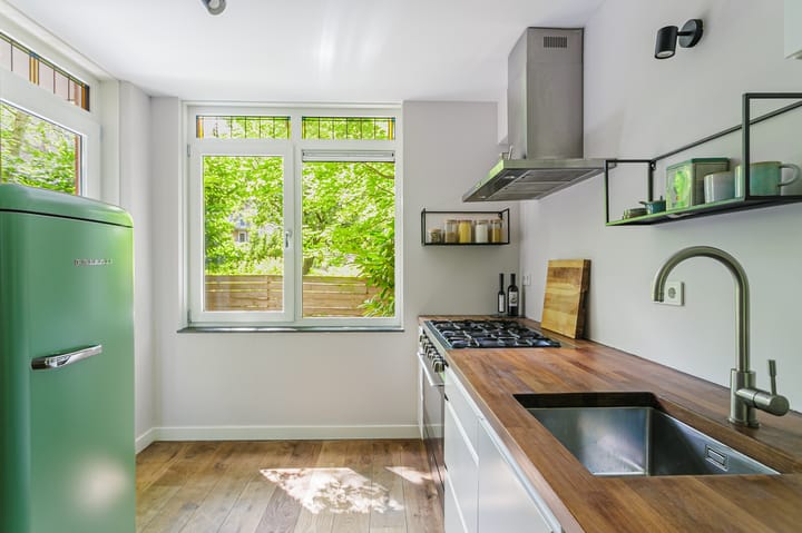 Photo 19 of Niasstraat 30-A