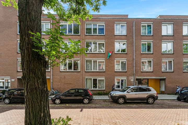 Photo 36 of Niasstraat 30-A