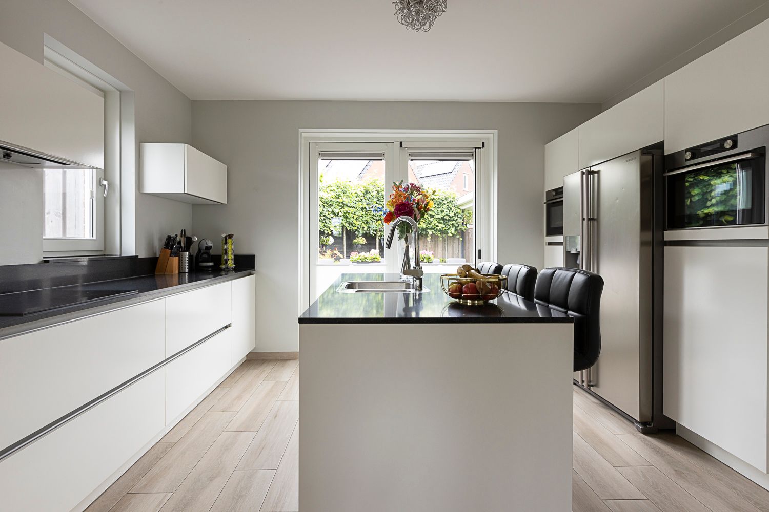 Photo 3 of Van Regteren Altenastraat 18